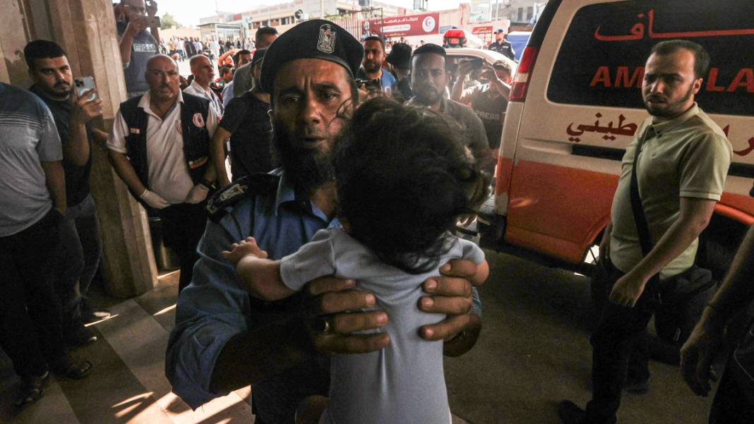 İsrail saldırılarına devam ediyor: Gazze'den acı görüntüler... 2